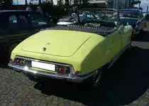 Heckansicht eines Citroen DS 21 Cabriolet by Chapron. Oldtimertreffen Flughafen Essen/Mülheim am 06.06.2022.