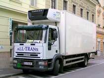 IVECO Tector  beim Zustellen von Tiefkhlwaren fr eine Feinkosthandlung; 070727