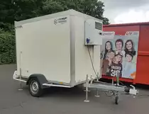 =ETZEL-Anhänger, eingesetzt zur Lebensmittelkühlung beim Internationalen Jugendfeuerwehr-Wettbewerb 2022 in 36100 Petersberg, Mai 2022