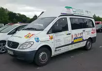 =MB Vito als Feuerwehr-Mobil der Stadt WOLFENBÜTTEL steht anl. vom Internationalen Jugendfeuerwehr-Wettbewerb 2022 in 36100 Petersberg, Mai 2022