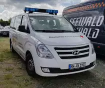 =Hyundai vom DRK Stadtverband NEUSTADT/Weinstrasse abgestellt auf dem Parkplatzgelände der RettMobil 2022 in Fulda, 05-2022