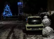 Rückansicht: Citroen C1 in der Farbe  tritium . Foto: 12.2021.