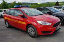 =Ford als Mehrzweckfahrzeug der Feuerwehr MARL, gesehen auf dem Parkplatzgelände der RettMobil 2022 in Fulda, 05-2022