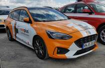 =Ford Focus von  oneplus , gesehen auf dem Parkplatzgelände der RettMobil 2022 in Fulda, 05-2022
