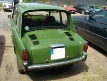 Heckansicht einer Autobianchi Bianchina Limousine. Oldtimertreffen an der  Alten Dreherei  in Mülheim an der Ruhr am 18.06.2022.