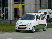 Opel Agila der  RET  fotografiert in Rotterdam 20-04-2009.