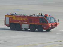 Feuerwehrfahrzeug mit der Nr.9 am Flughafen Kln/Bonn am 10.5.2009