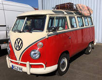 =VW T 1 Samba steht in der Ausstellung der Technorama 2022 in Kassel, 03-2022