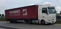 =MAN-Sattelzug transportiert einen Auflieger von MAMMOET, 06-2022