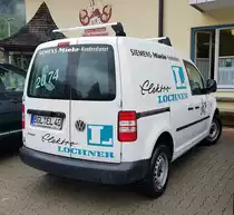 =VW Caddy von Elektro-LOCHNER, gesehen im Juni 2022 in Ramsau