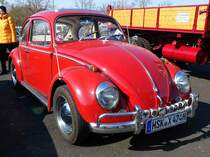 =VW Käfer steht auf dem Freigelände der Technorama 2022 in Kassel, 03-2022