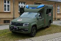 VW Amarok, umgebaut als Krankenwagen, war am Tag der offenen Tür bei der luxemburgischen Armee ausgestellt. 10.07.2022 