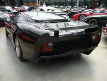 Heckansicht eines Jaguar XJ220. Classic Remise Düsseldorf am 12.07.2022.