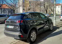 Rückansicht: Peugeot 3008 Mk2 in Februar 2021.