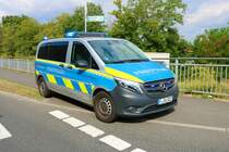 Stadtpolizei Frankfurt Mercedes Benz Vito FustW am 09.07.22 am Flughafen