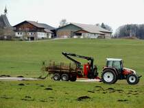 STEYR-9094 mit Rückewagen entlang der Moorwiesen im Bereich Weidmoos; 200302