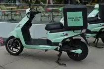 RedE Scooter, zum Essenausliefern, gesehen in der Stadt Luxemburg. 07.2022 