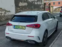 Rückansicht: Mercedes-Benz A-Klasse PLugin Hybrid mit grünem Kennzeichen. Foto: Februar 2021.