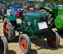 Hela D 117, BJ 1960, 17 PS, war beim Oldtimertreffen in Waarken zusehen. 24.07.2022