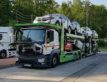 =MB-Autotransporter rastet im Mai 2022 an der A 7