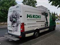 =VW Crafter der Firma HIKOKI steht im Mai 2022 in Hünfeld
