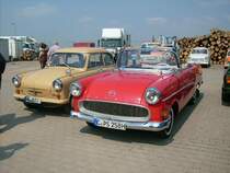 Opel Kapit�n und der Kugelporsche Trabant beim Oldtimertreffen in Hartmannsdorf 