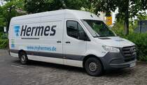 =MB Sprinter von HERMES steht im Mai 2022 in Hünfeld