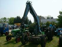 H�hnerknie, Zwiebelzieher oder auch Erdbeerpl�cker genannt wurde der T 157/2 im volksmund. Hartmannsdorf am 1.Mai