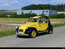Citroen 2CV am Oldtimer Treff in Bleienbach am 31.07.2022