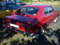Heckansicht eines Heckansicht eines Ford Capri 1 1700GT im Farbton drachenrot aus dem Jahr 1970. Oldtimertreffen am Flughafen Essen/Mülheim am 07.08.2022.