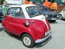 BMW-Isetta anlsslich eines Oldtimertreffens 070729