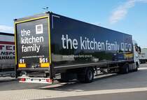 =MAN der TRANSPAK-Spedition mit einem Auflieger der  kitchen-family . 05-2022