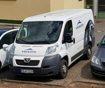 =Peugeot Boxer von  rhv-Reifen und Technik , abgelichtet im Mai 2022 in Hofbieber