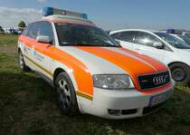 =Audi A6 des BRK OV KARLSTEIN, gesehen auf dem Parkplatz der RettMobil im Mai 2022