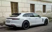 Rückansicht: Porsche Panamera Sports Turismo. Foto: März 2021.