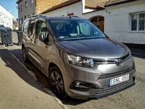 Toyota ProAce City Verso siebensitzer, gesehen in März, 2021.