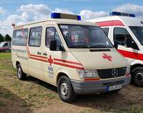 =MB Sprinter vom BRK KV SCHWANDORF steht auf dem Parkplatz der RettMobil im Mai 2022