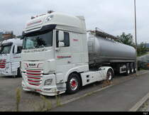 DAF Tanksattelschlepper abgestellt in Pratteln am 28.08.2022