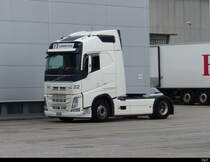 Volvo Zugmaschine für Sattelschlepper abgestellt in Pratteln am 28.08.2022