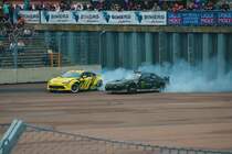 Toyota vs. Nissan als Drift Battle 19.08.22 beim Iron Drift King in Ferropolis der Stadt aus Stahl