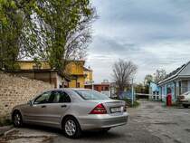 Rückansicht: Mercedes-Benz C-Klasse W203. Foto: 04.2021.