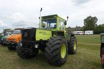 MB trac 1300 turbo, 4-Takt 6-Zyl. Reihenmotor, 5958 cm³, 92 kW (125 PS),  Produktionszeit: 1987-1991 / am 20.08.2022 beim TOCH-Treffen (Traktoren Oldtimer Club Hamburg von 1988) in HH-Neuengamme  /