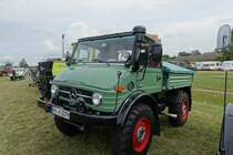 Unimog 406 / am 20.08.2022 beim TOCH-Treffen (Traktoren Oldtimer Club Hamburg von 1988) in HH-Neuengamme  /