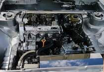 =Blick in den Motorraum eines Scirocco beim Scirocco-Treffen in Hohenroda, 06-2022