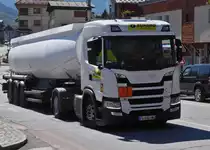 Scania G 460 Tanksattelzug, gesehen 09.2022 während einer Wanderung.