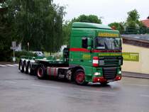 DAF_XF105.460 der Sped.Angermayr ist mit einem  Jungfrulichen  Auflieger Richtung Betriebssttte unterwegs; 090516