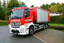 Feuerwehr Oberursel Mercedes Benz Arocs WLF mit AB-Gefahrgut am 02.10.22 beim Tag der offenen Tür