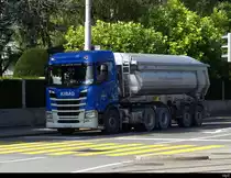 Scania Bitumen/Teer Transporter unterwegs in der Stadt Zürich am 04.10.2022