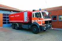 Feuerwehr Bad Vilbel Mercedes Benz WLF mit AB-Sonderlöschmittel am 03.10.22 beim Tag der offenen Tür
