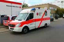 DRK OV Langen Mercedes Benz Sprinter RTW am 03.10.22 in Langen beim Tag der offenen Tür